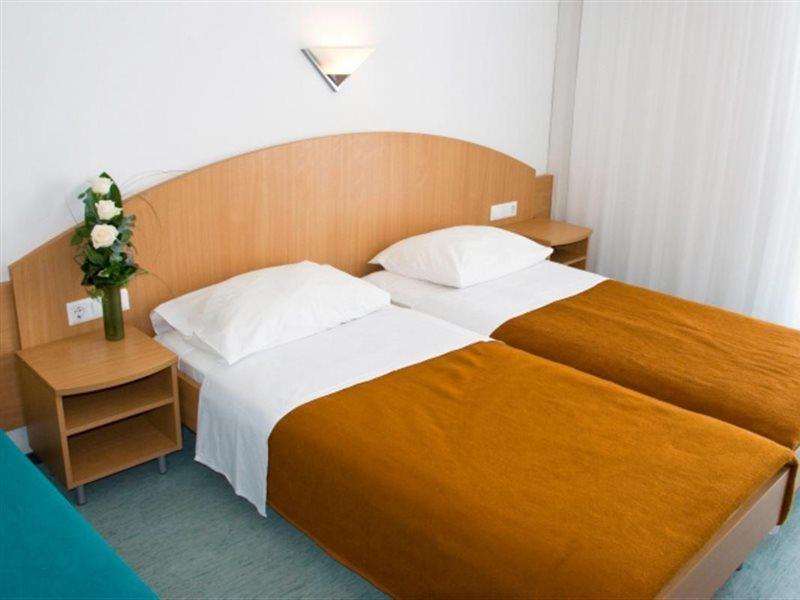 Hotel Sahara Лопар Экстерьер фото